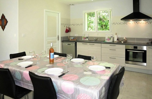 Civrac-en-Medoc House | Wonderful private villa for 4 people with WIFI, TV and terrace