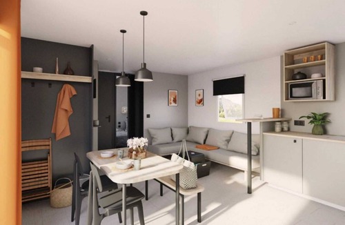 Tharon-Plage House | ZEcamping animé parc aquatique dog friendly locatif TV LV 6 pers