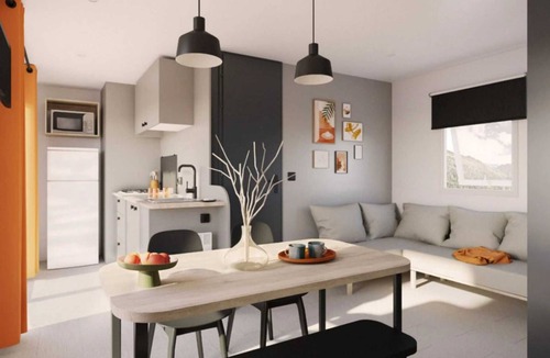 Tharon-Plage House | ZEcamping familial espace aquatique pet friendly mobil-home TV 30m2