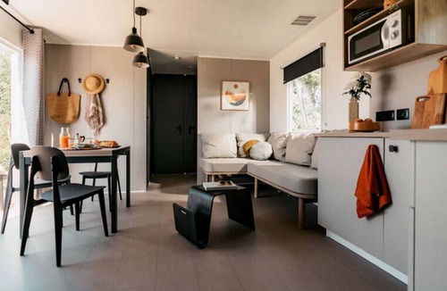 Tharon-Plage House | ZEcamping familial parc aquatique pet friendly locatif TV LV 8 pers