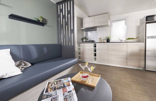 Tharon-Plage House | ZEcamping animé espace aquatique animaux acceptés mobil-home TV LV
