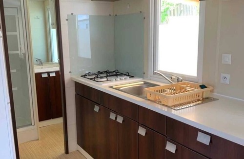 Arvert House | ZEcamping 3 étoiles piscine pet friendly sauna locatif TV 28m2 6 pers