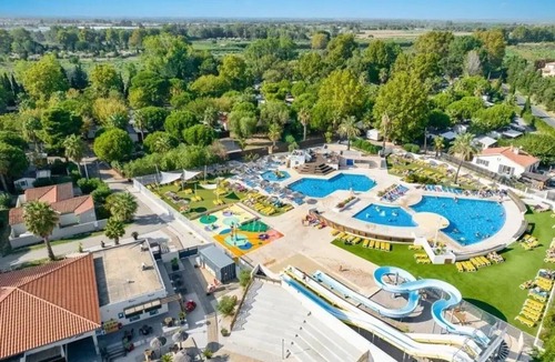 Argenton-Chateau House | ZEcamping 3 étoiles piscine chauffée locatif BBQ 19m2
