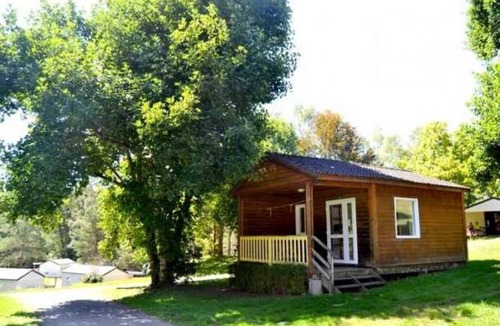 Correze Ski Chalet | ZEcamping 3 étoiles piscine locatif TV 26m2 4 pers