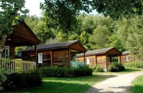Correze Ski Chalet | ZEcamping 3 étoiles piscine pet friendly locatif 7 pers