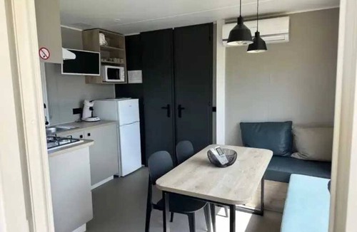 Arvert House | ZEcamping 3* piscine chiens acceptés locatif TV clim 25m2 5 pers