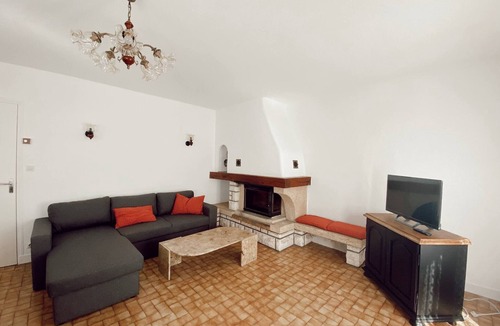 Josse House | Zenbreak Albisias 3 Bedroom house located in Josse, Aquitaine