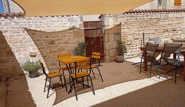 Ô coeur de l'Autise - 8 people - air-conditioned ground floor - quiet - rated 3 stars