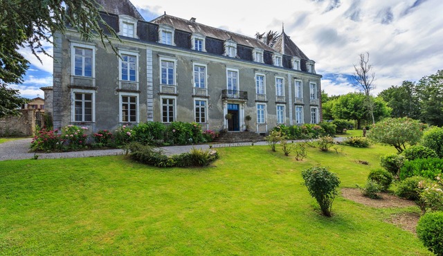 18th century château 30km from Biarritz