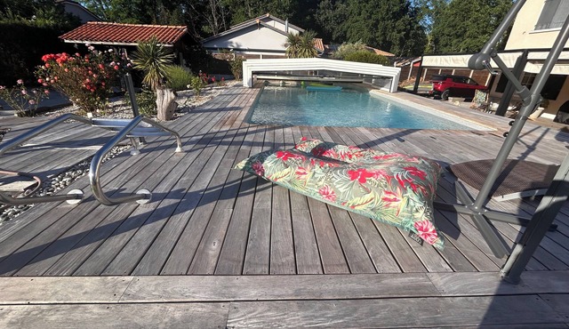 2-bedroom apartment with swimming pool in the heart of the Pessac-Léognan vineyards