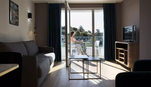 2-Room Apartment for 4 People in Como