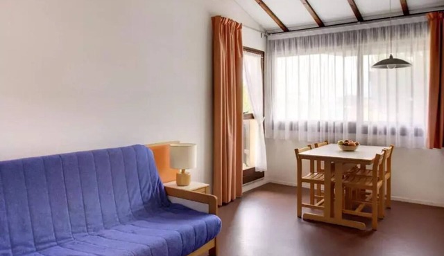 2-Room Vacation Rental for 4–5 People