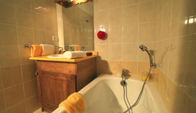 250m from resort center, swimming pool, terrace, balcony, tv, ski locker, 32-34m², Peisey-Vallandry