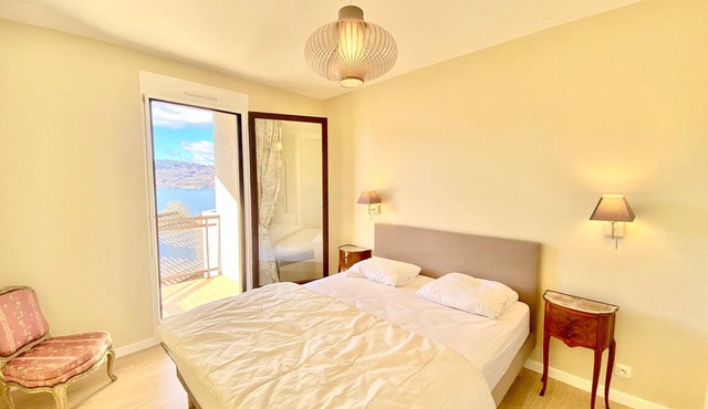 3-room apartment with terrace and parking, Veyrier-du-Lac