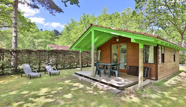 3-Room Chalet for 4 People + TV