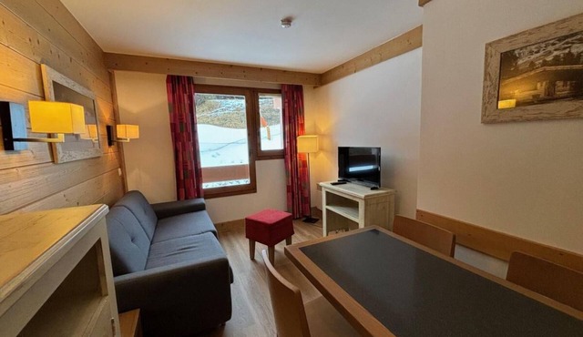 300m from shops, 2nd floor, view ski slopes, tv, 33m², Les Menuires