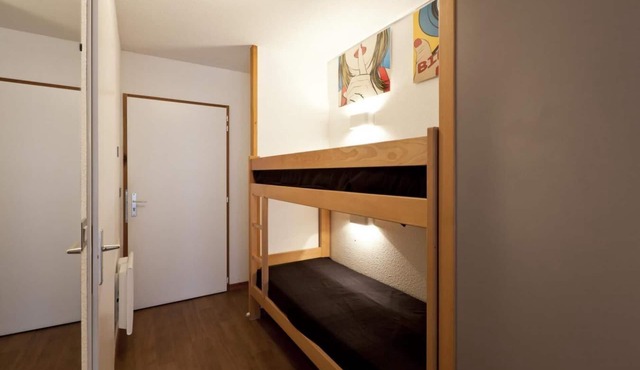 50m from resort center, 3rd floor, balcony, 25m², Brides Les Bains
