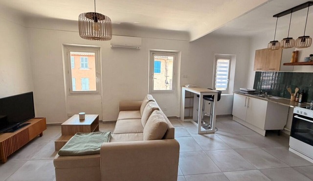 A pleasant apartment in the city center