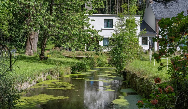 Annexe du Petit Echo de la mode – Nature Gîte with Private Garden, Billiards, Wi-Fi, Wood Stove