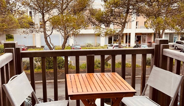Apartment 'Charmant Duplex Au Coeur Des Minime' with Balcony