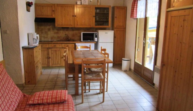 Appartement 6 pers. à l'entrée du village - 2 Pièces 6 personnes MAE-0652