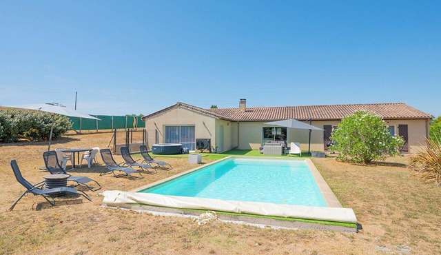 At Hermance: A Country Home