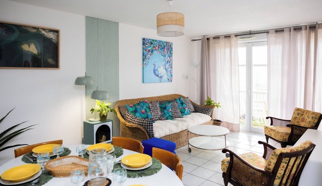 Bright, comfortable apartment at the crossroads of Bordeaux and Bègles!