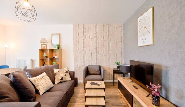 Cachan – Terrasse & Parking privé