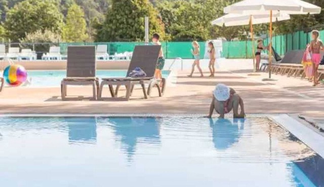 Camping 4 étoiles - Parc aquatique - eecgdc