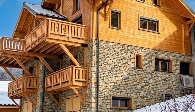 Chalet for 28 people - 2 semi-detached chalets, 2 private Nordic baths starting Dec. 26, Alps