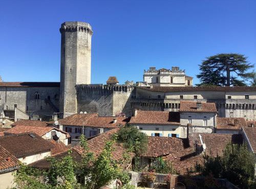 Chambre au cœur du village de Bourdeilles