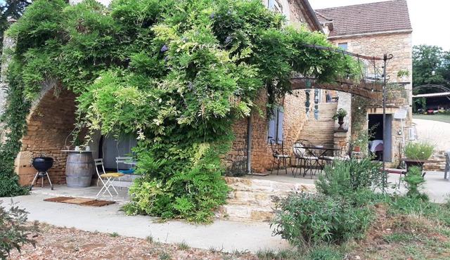 Charmant studio dans maison d'hôte dans un écrin de verdure