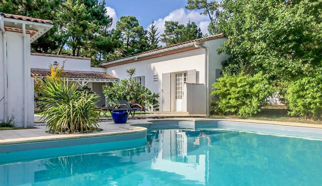Charmante Maison avec Piscine