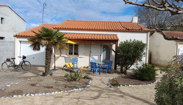 Charming and bright house - 6 guests
