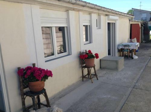 Charming town centre house with garden