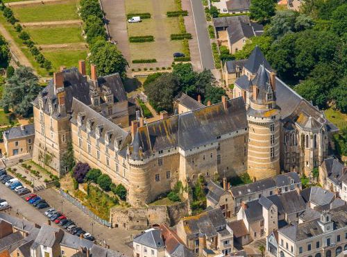 Chateau de Durtal