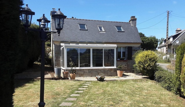Cottage 'Le Gîte D’Ambre' with Private Garden and Wi-Fi