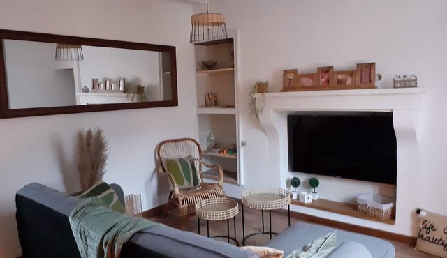 Country House “Gîte Le Cozy” with Private Garden and Wi-Fi