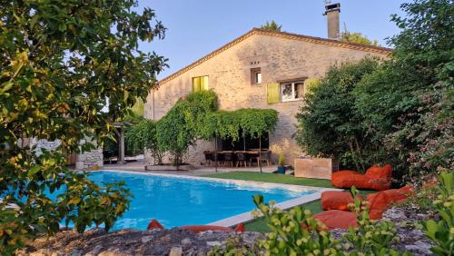 Domaine La Bellevue - Maison de Charme & Nature