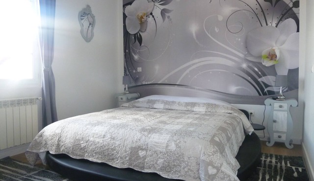 Elizondoa House 2 >