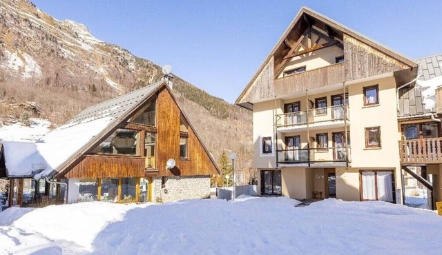 Experience Alpine Serenity: Modern Living Amidst Majestic Mountain Scenery