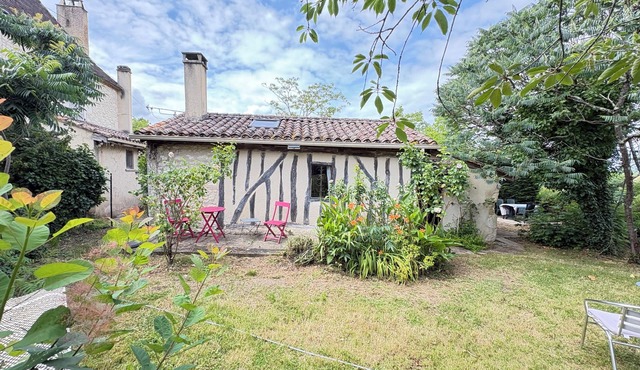 Fontguilleres Vacation Rental