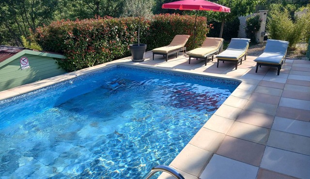Gite Margot - Private villa with swimming pool surrounded by nature 4 km from Saint-Maximim