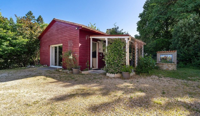 Gîte le Chalet in Vergt Between Périgueux and Bergerac