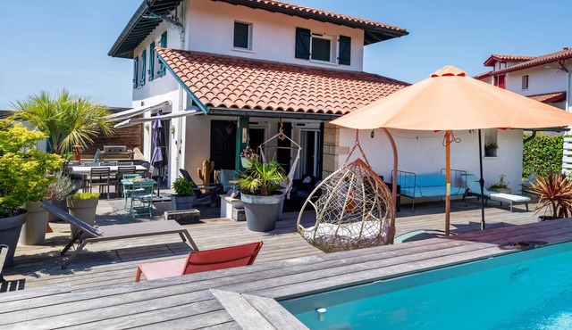 Ganttipienea Guest Room with Pool near Bidart