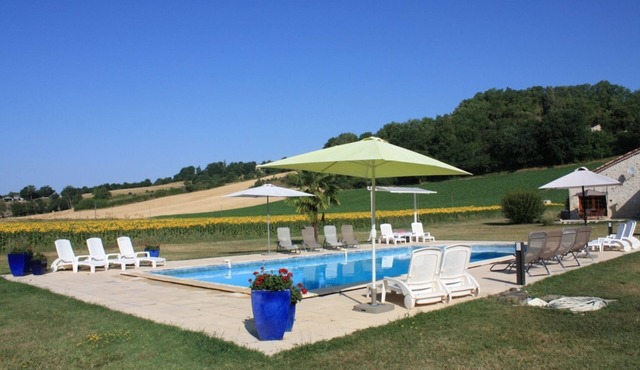GÎTE LEONIE with Pool - 6/7p - near Lot Valley - Quercy South West