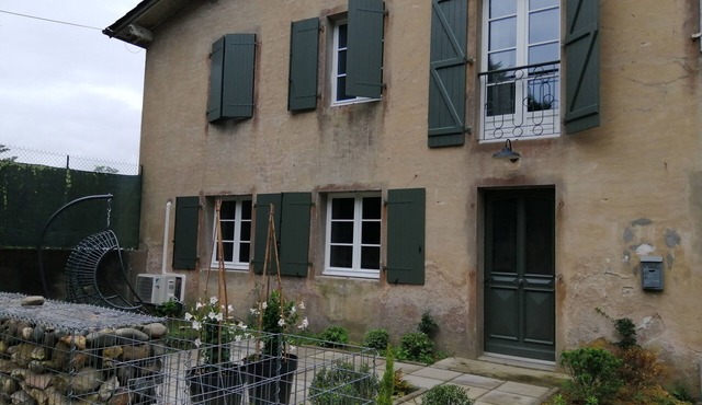 GITE NEUF 3 étoiles grand confort au pays des gaves private parking