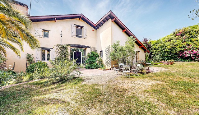 Gorgeous home in Ossages