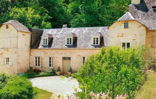 Gorgeous Home In Sarrazac