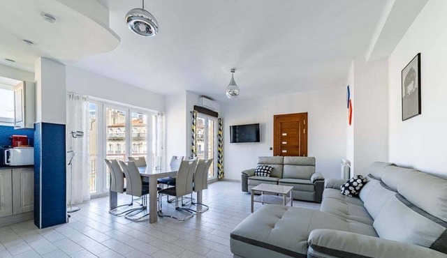 GuestReady - Large apartment downtown